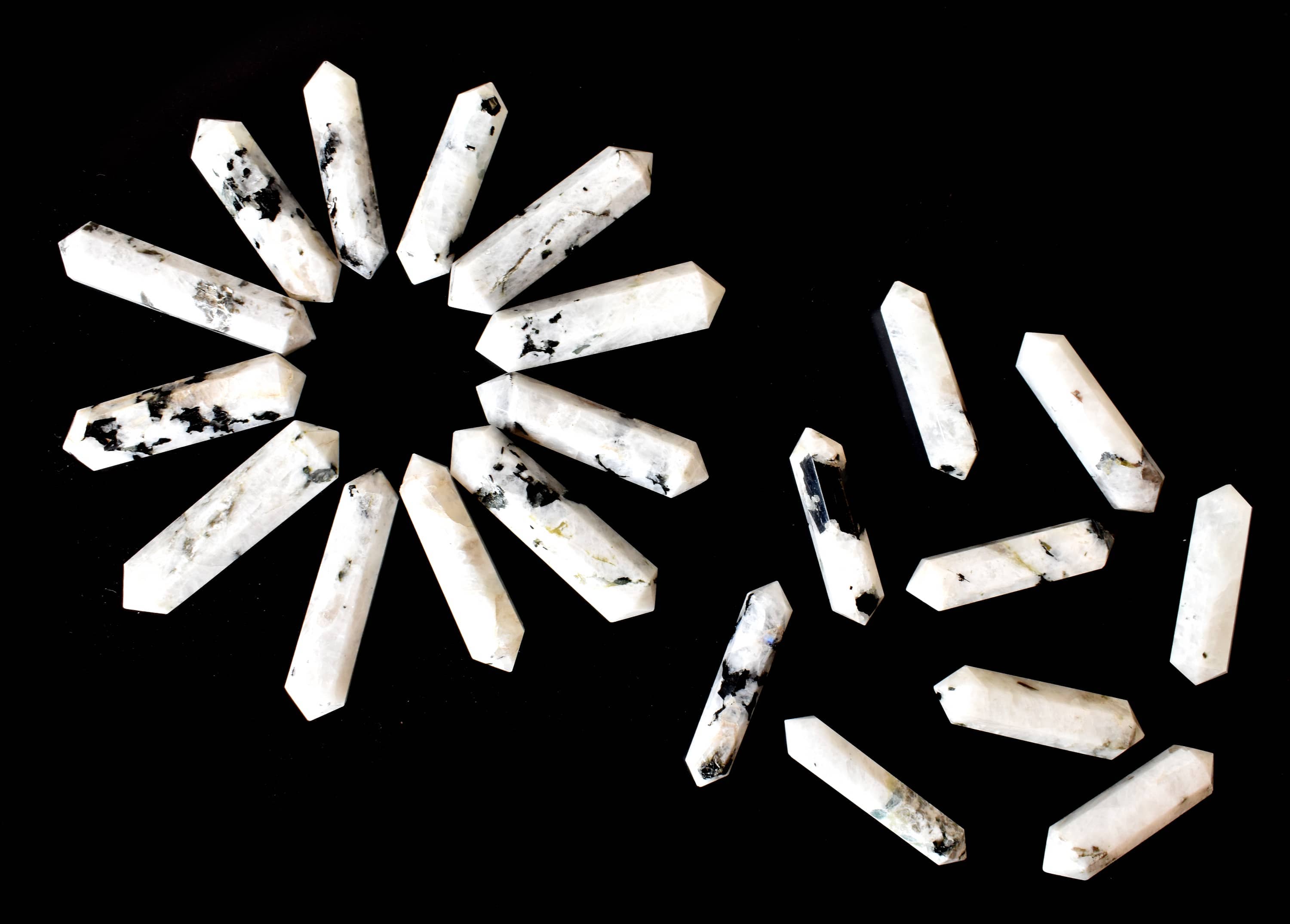 Soothing Crystals – wholesale Andlig sten/kristall – Kristallpunkter | Regnbågsmånsten | Dubbelspetsade pennor6