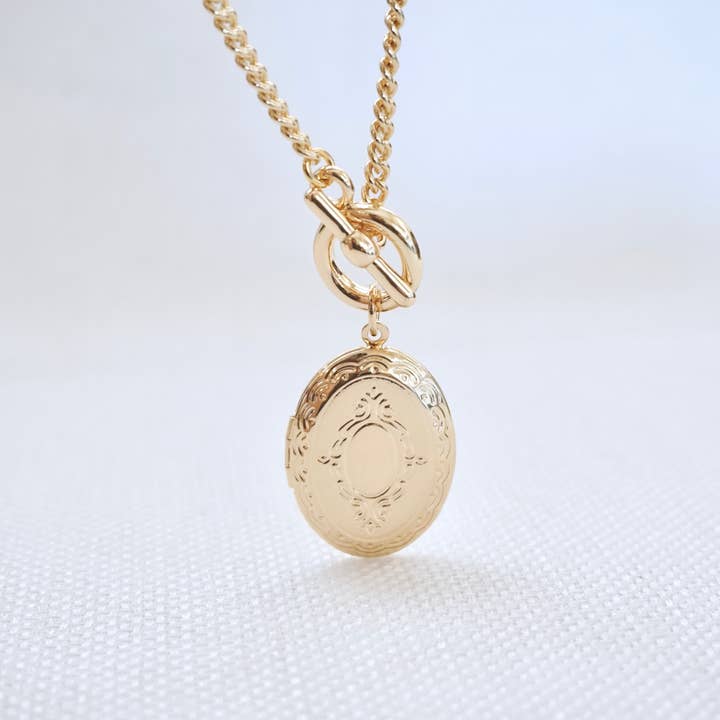 Gouden ovale medaillon ketting, gouden toggle ketting voor wholesale door YSM Designs