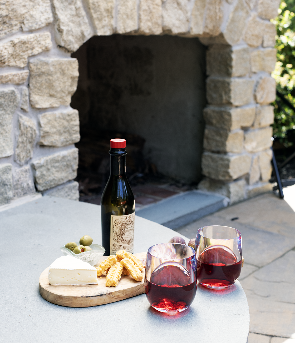 clear Oasis 11 oz. Burgundy for wholesale on Faire1