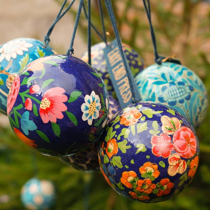 East End Press – wholesale Ornament – UK/EU: Dark Blue Blossoms Bauble12