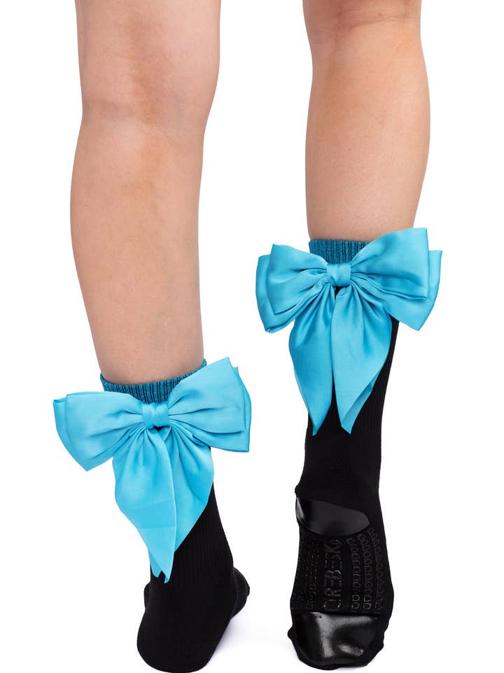 Meaghan Murphy x Arebesk — Chaussette mi-haute antidérapante Yay Bow pour la vente par Arebesk