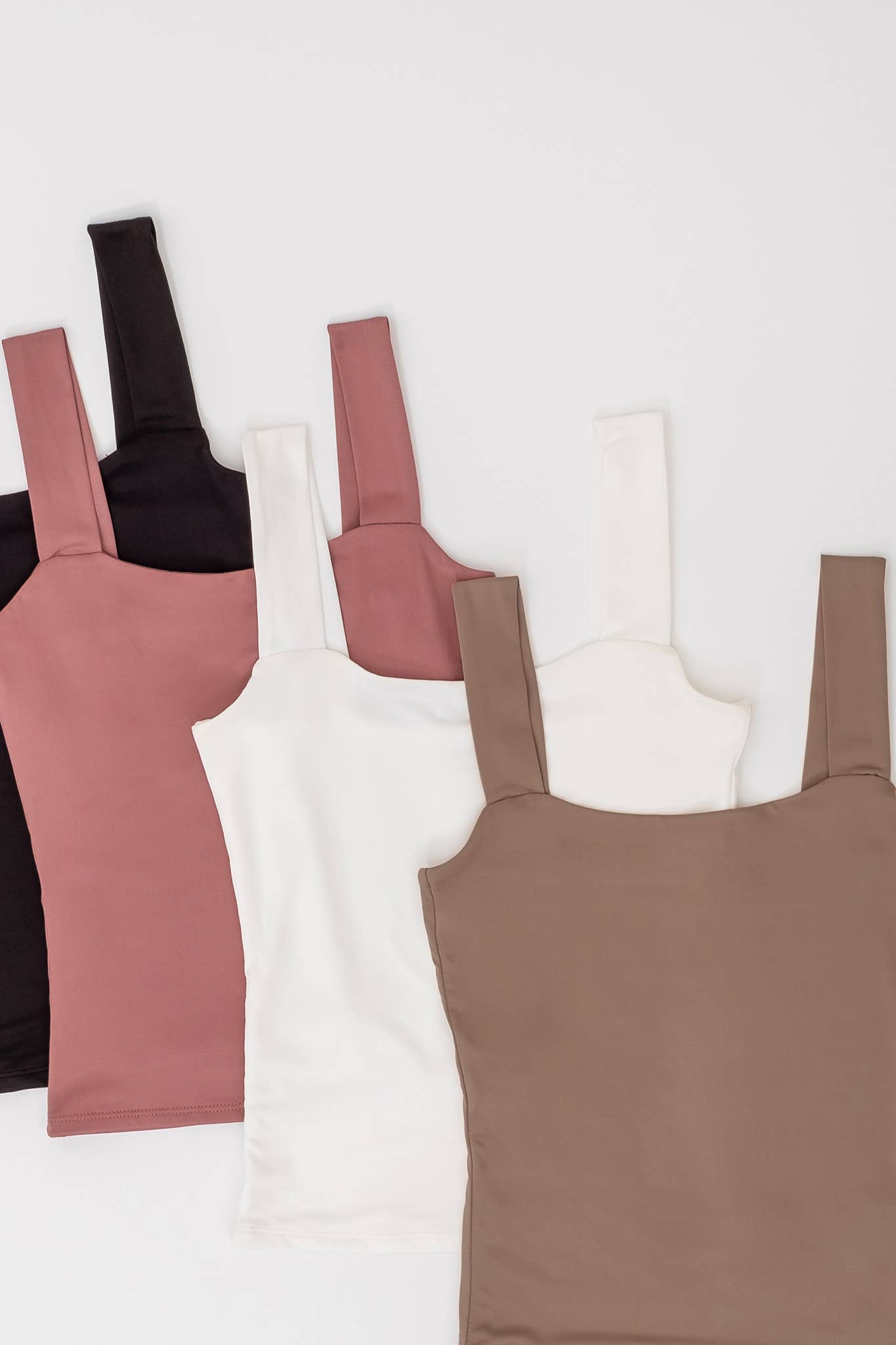 The Workshop Studio - Wholesale Knit Top - Women's - REVERSIBLE SQUARE NECK SEAMLESS CAMI60