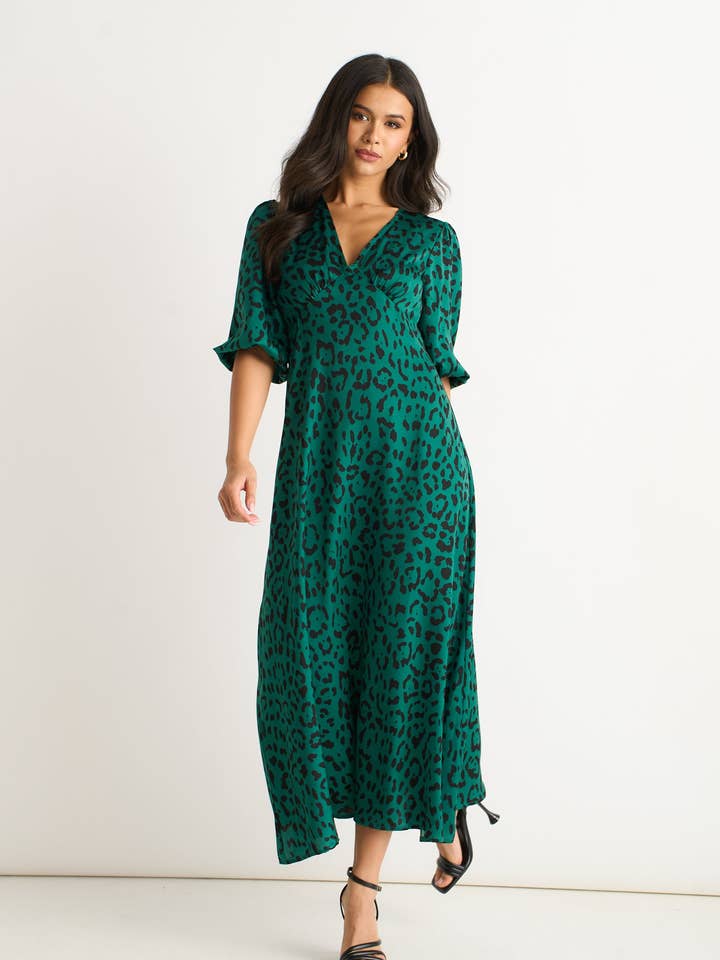 Grøn dyreprintet satin midikjole for engroshandel hos GINI LONDON