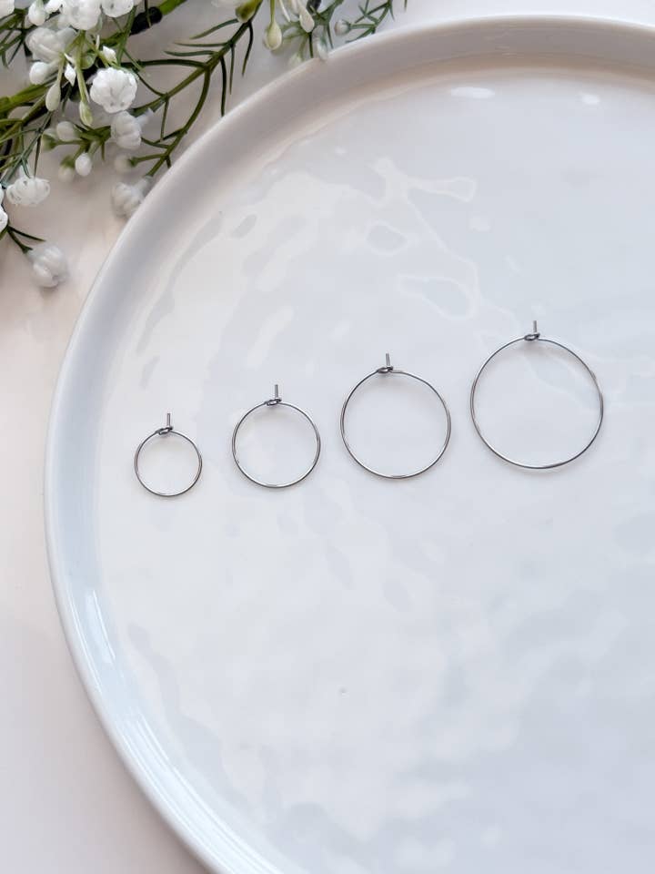 Aros de Acero Inoxidable Quirúrgico 316L 50 unidades/bolsa para venta al por mayor de Tera Clay