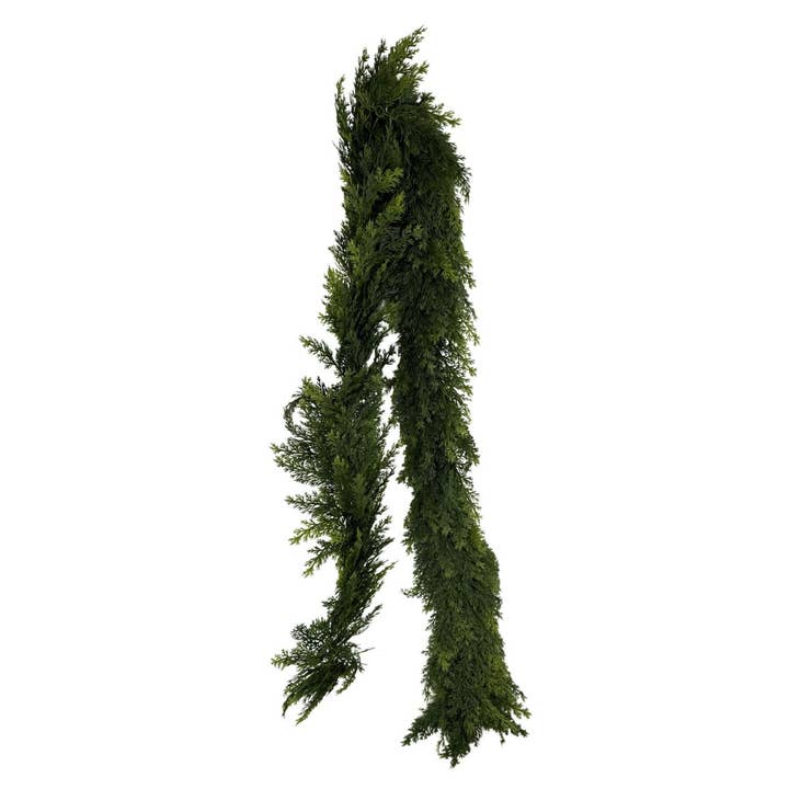 Lucknow Southern and Company - Wholesale Christmas Decoration - 6 ft Soft Cedar Garland