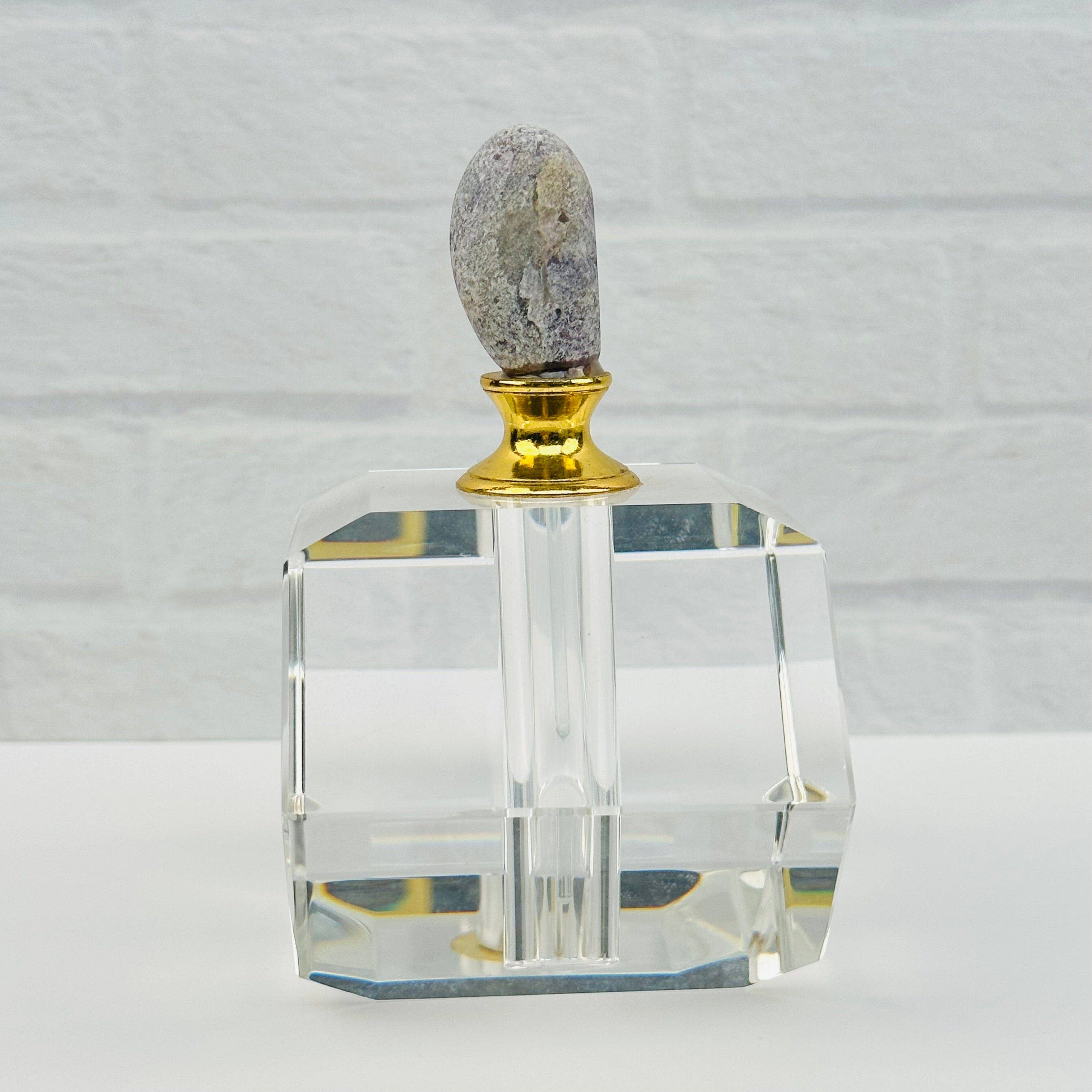 Rock Paradise – wholesale Perfume/eau de toilette – Crystal Amethyst Seer Stone Top Large Perfume Bottle5