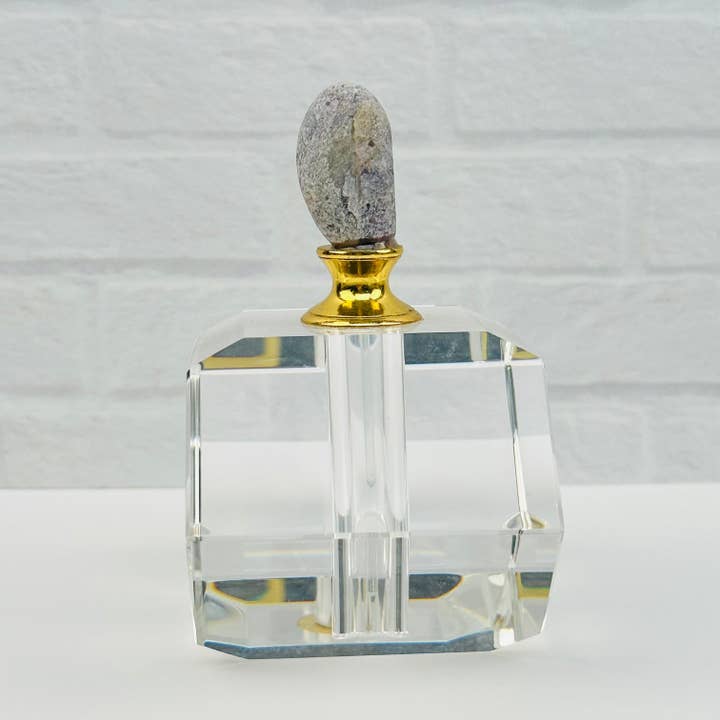Rock Paradise – wholesale Perfume/eau de toilette – Crystal Amethyst Seer Stone Top Large Perfume Bottle5