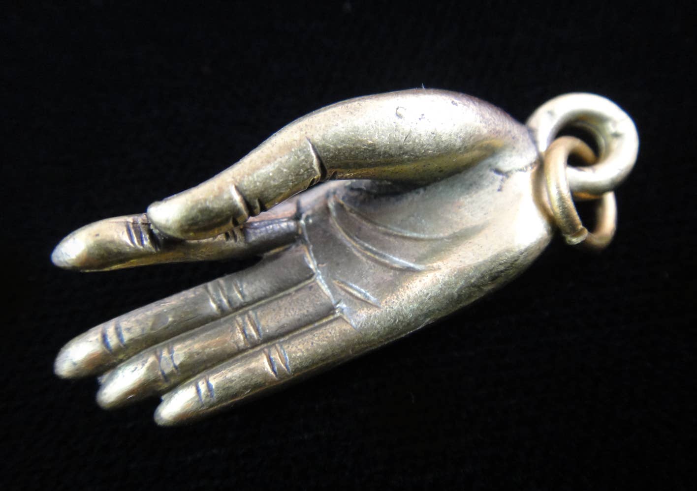Tika - Wholesale Individual Charm/Pendant - Brass Deity Pendant- Buddha Hand2
