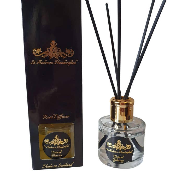 Tropisk Getaway Reed Diffuser for engroshandel hos St Andrews Handcrafted