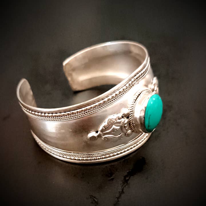 Unique Brand - Wholesale Cuff bracelet - Pokhara Tibetan Bracelet4