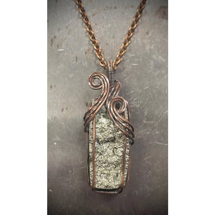Colar de Pirite Falso Ouro com Fio de Cobre Oxidado Enrolado por atacado de Natural Gifts Jewelry