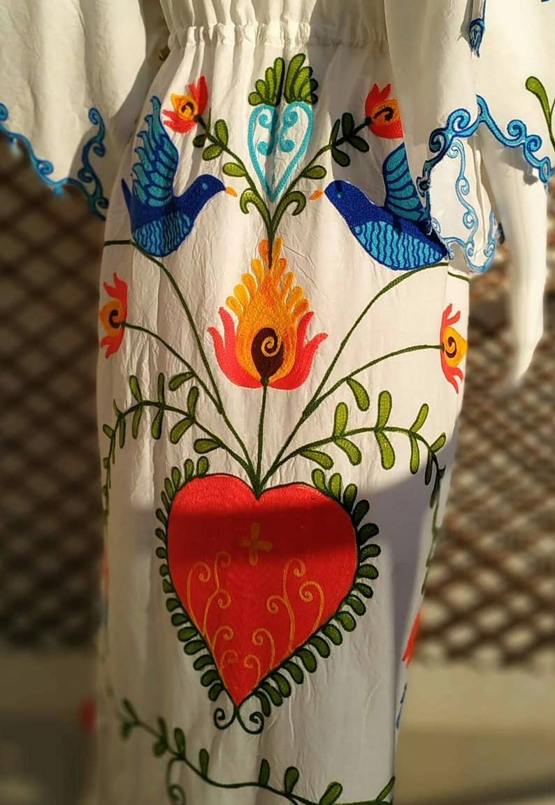 TABITHA - Vente Robe – femme - Robe cœur style bohème en coton avec broderie mexicaine7