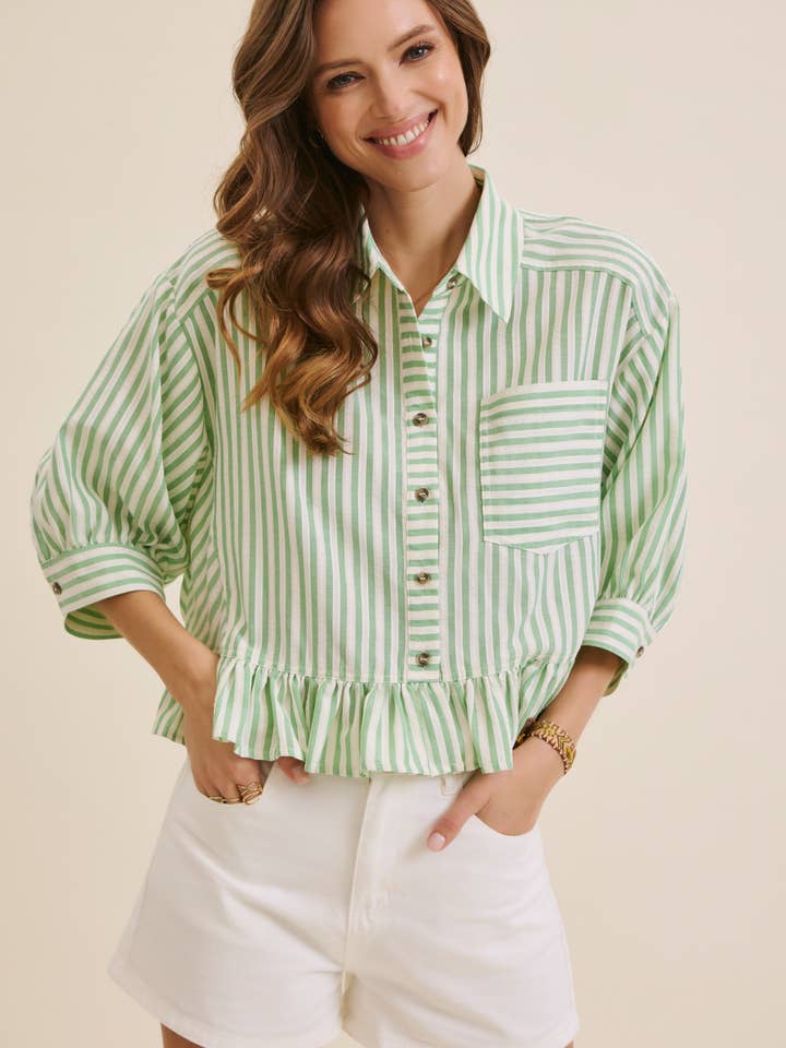 CAMICIA CLASSICA A RIGHE OVERSIZE CON ORLO A BALZE per la vendita all'ingrosso da parte di in february