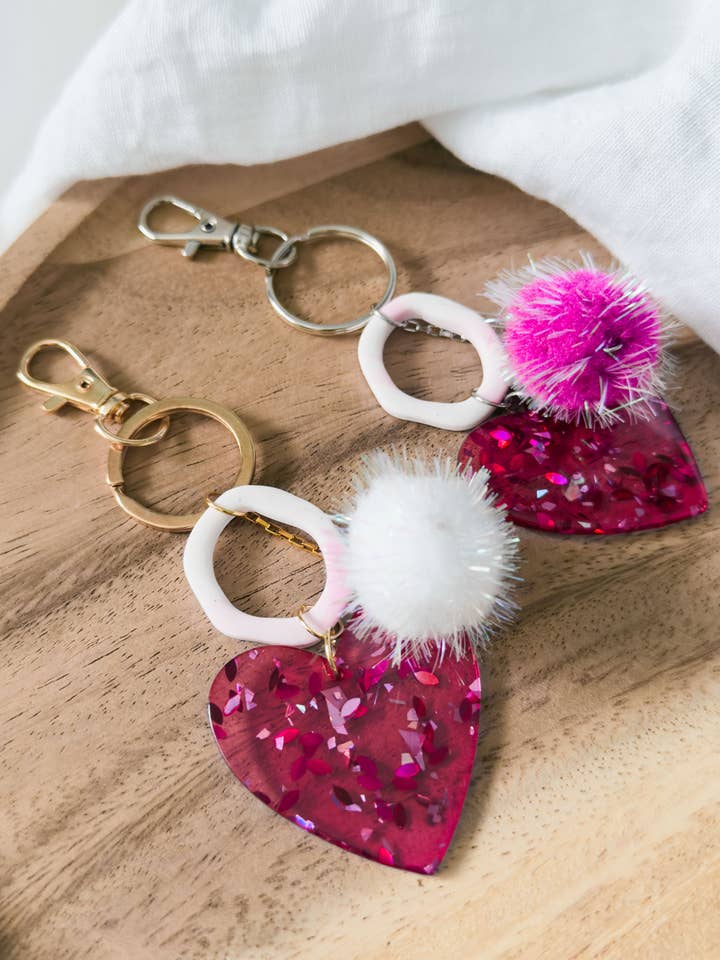 Notes d'amour Col ✦ Charm de sac cœur / Porte-clés pour la vente par KLAEI DESIGN STUDIO