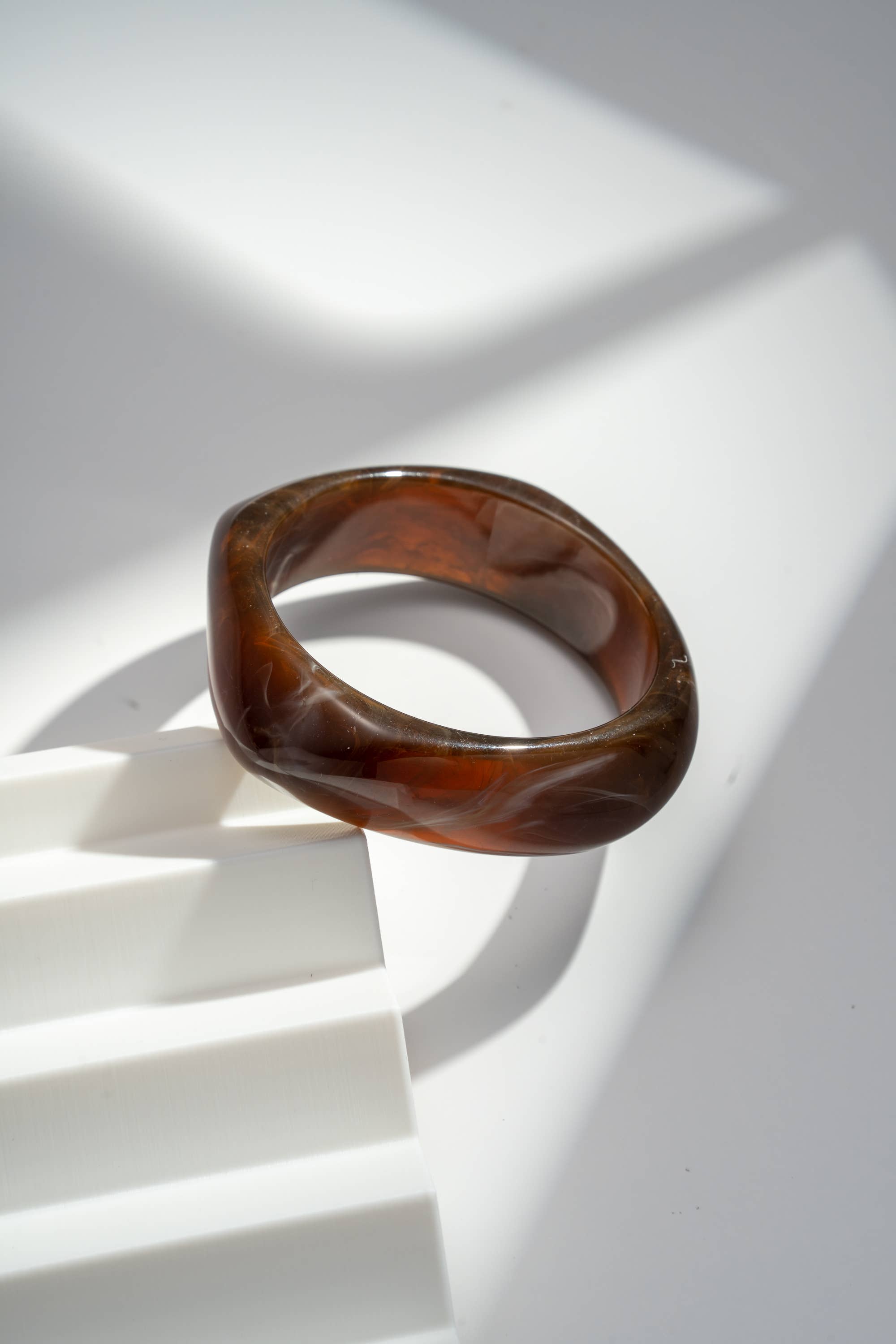 COSMOS - Venta al por mayor Juegos de joyas - Pulseras de resina - Burdeos Crudo Marrón3