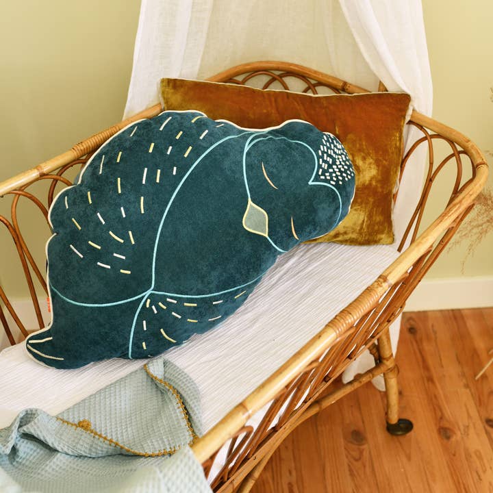 Coussin cache pyjama enfant - Pingouin pour la vente par L'Oiseau Bateau