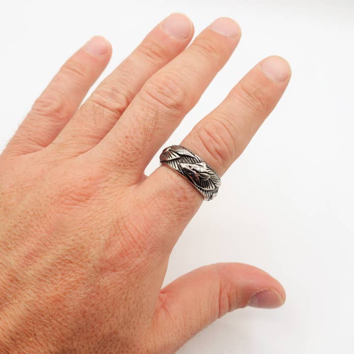 ANELLO maxi fede uomo inciso ACCIAIO for wholesale on Faire6