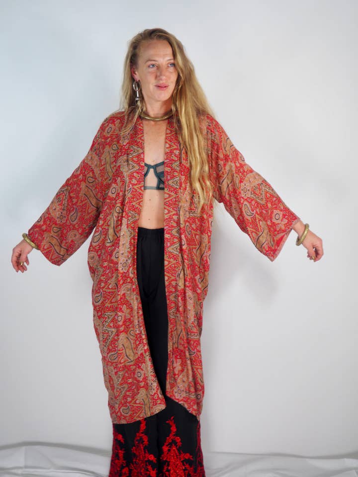 Vagabond Ibiza - Wholesale Kimono - Women's - The Kardash Kimono Mid-Length – Upcycled Vintage Sari Kimono19