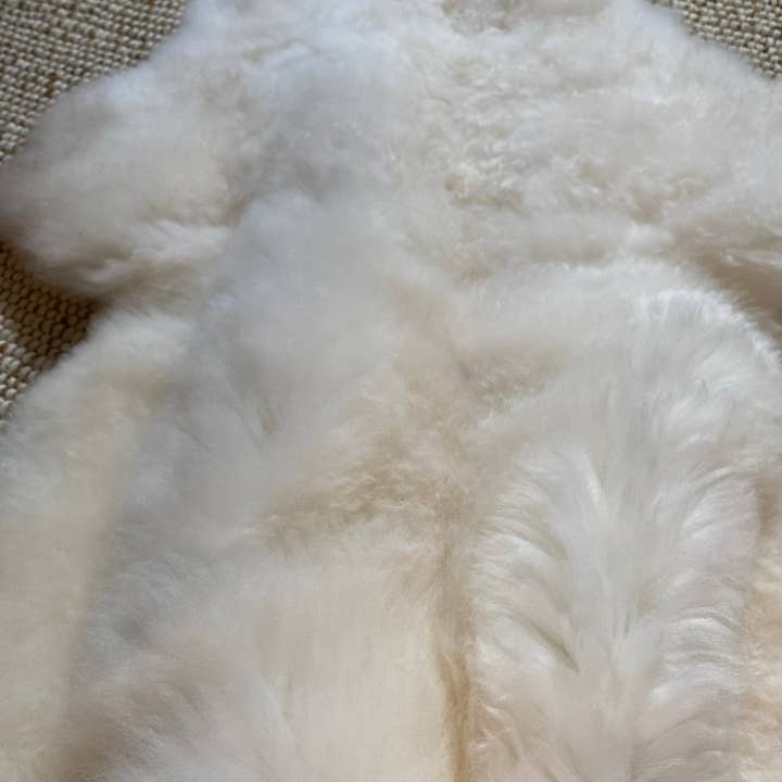 East Perry - Wholesale Chair/Sofa Slipcover - NATURAL NON-TOXIC IVORY SHEEPSKIN