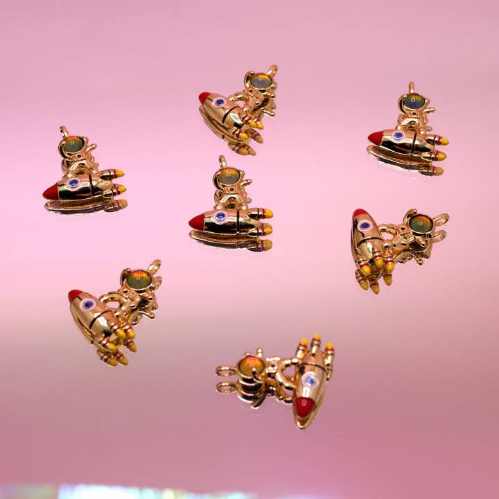 ASTRONAUTA VOLADOR (naranja-verde) para venta al por mayor de Atelier Jean