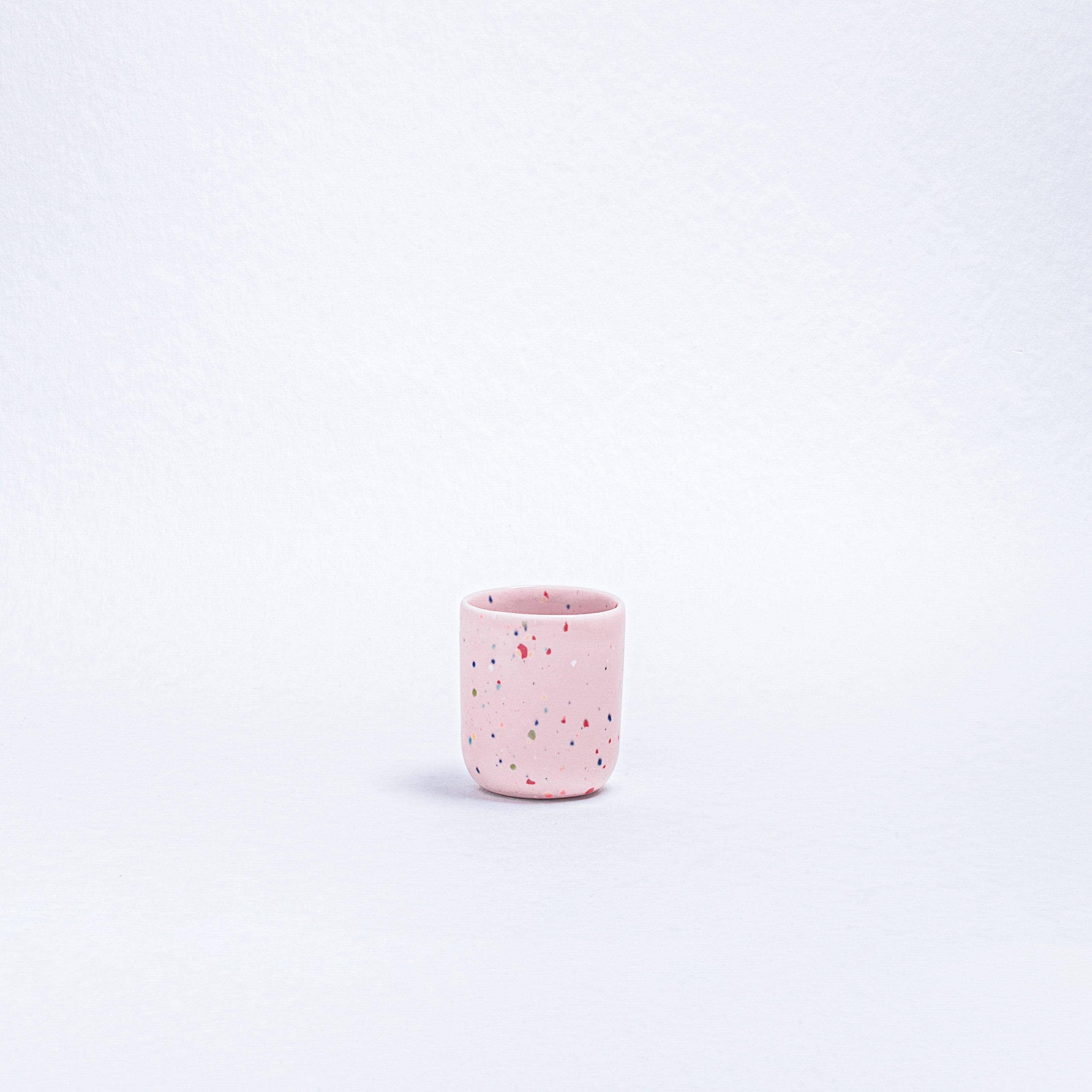 Egg Back Home – Engroshandel Kop – New Party espresso- og æggekop1