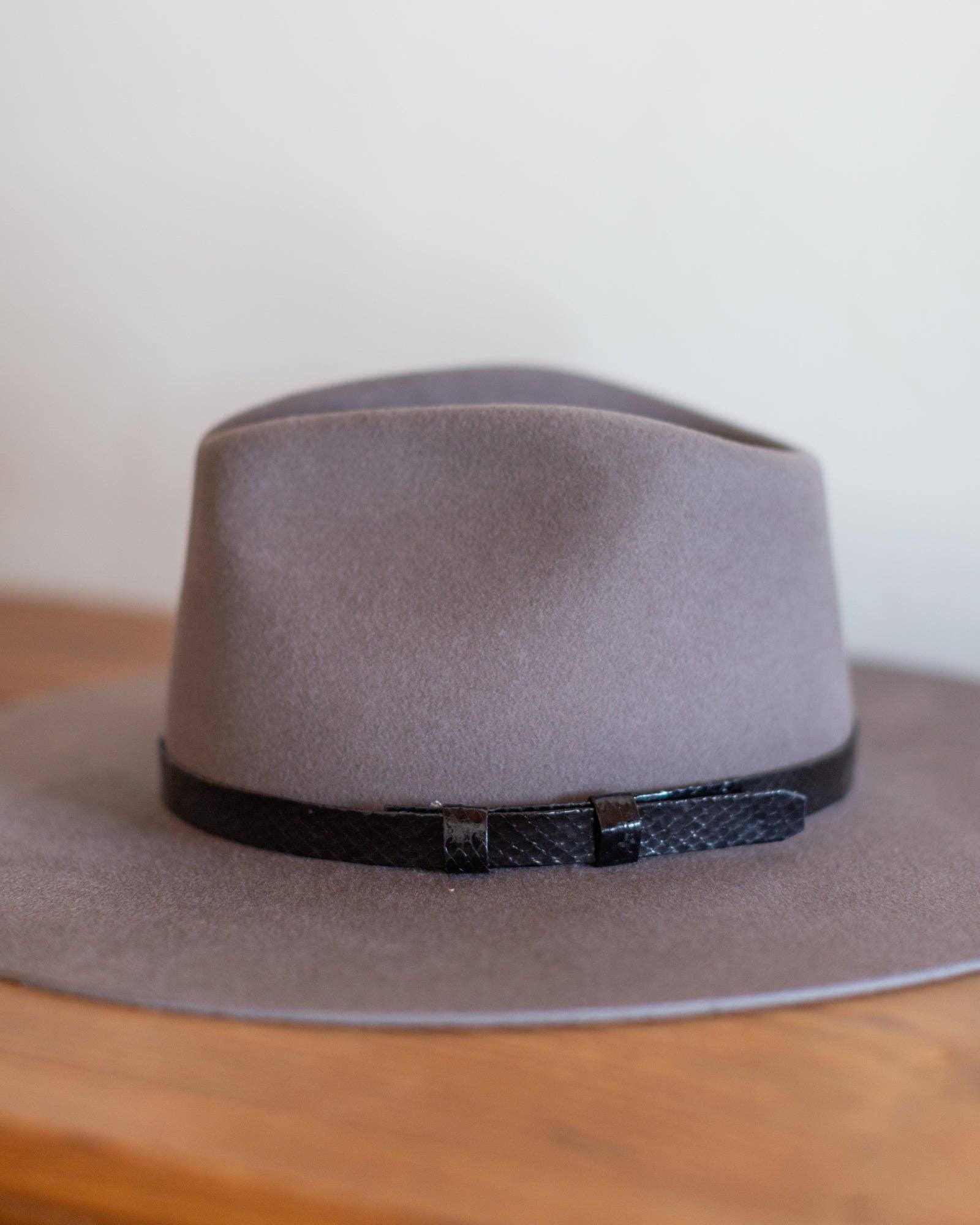 Crossbow Leather – Großhandel Hutzubehör – Damen – WASSERSCHLANGEN-HUTBAND10