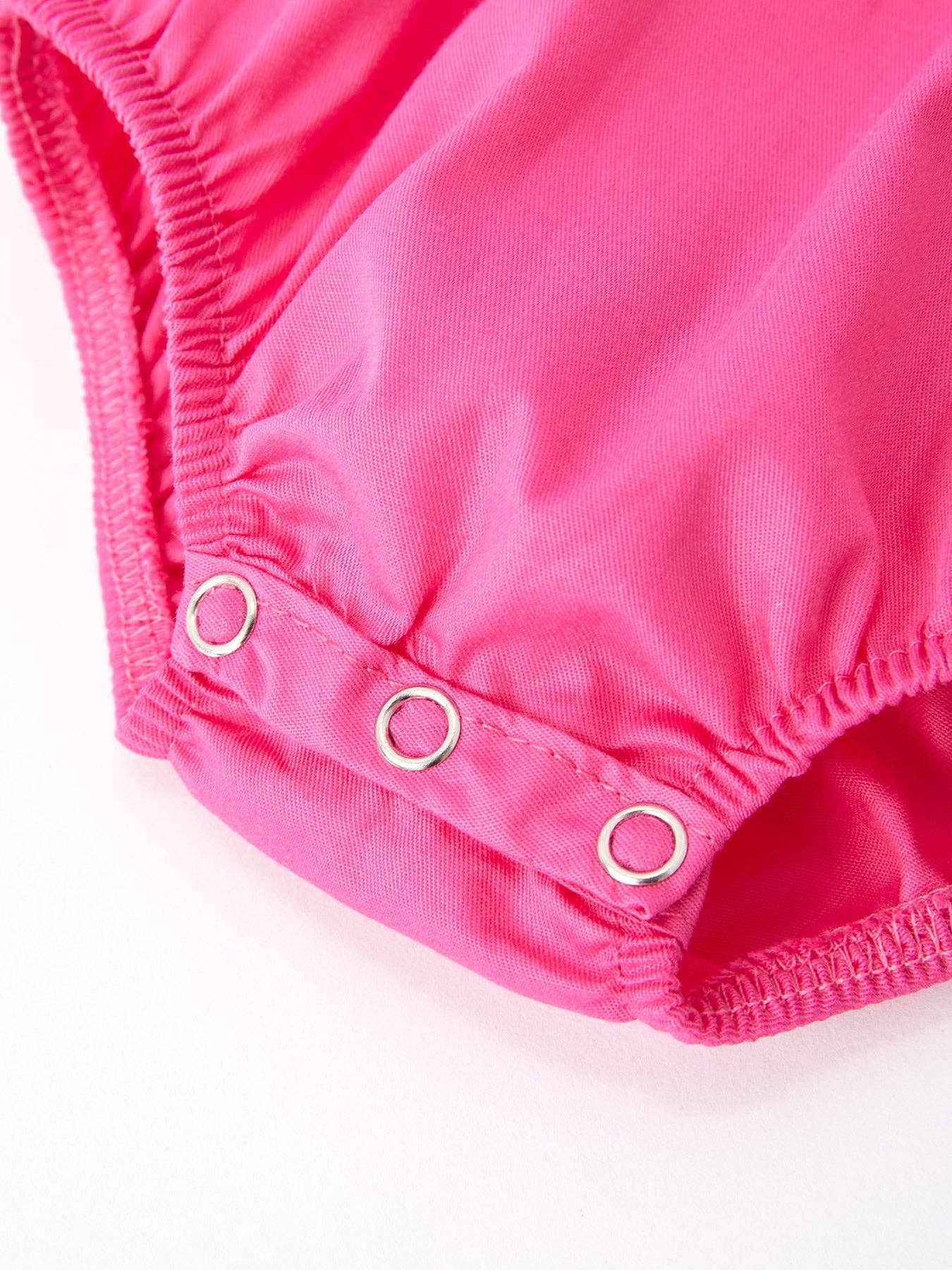 Rylee Faith Designs - Vente Body (sans pieds) – bébé - Barboteuse rose vif brodée à nœud pour filles3