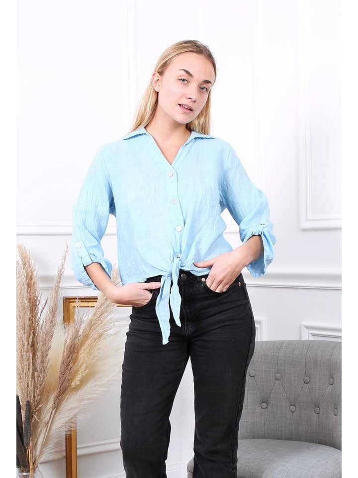 LÉA & LUC - Wholesale Buttoned-down shirt – Women's - Shirts tied at the waist in 100% linen REF. 22025