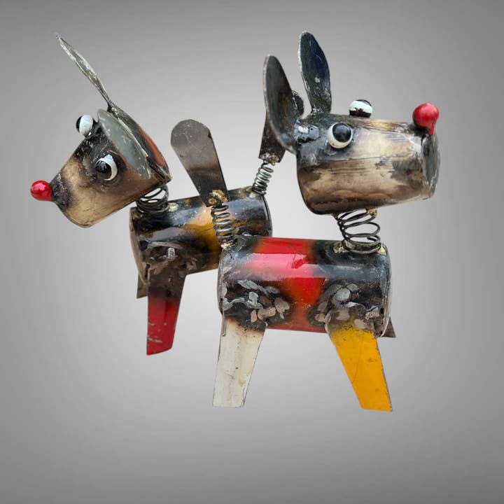 Batik Indah – Großhandel Verzierung – Recyceltes Metall kleiner Hundeschmuck.1