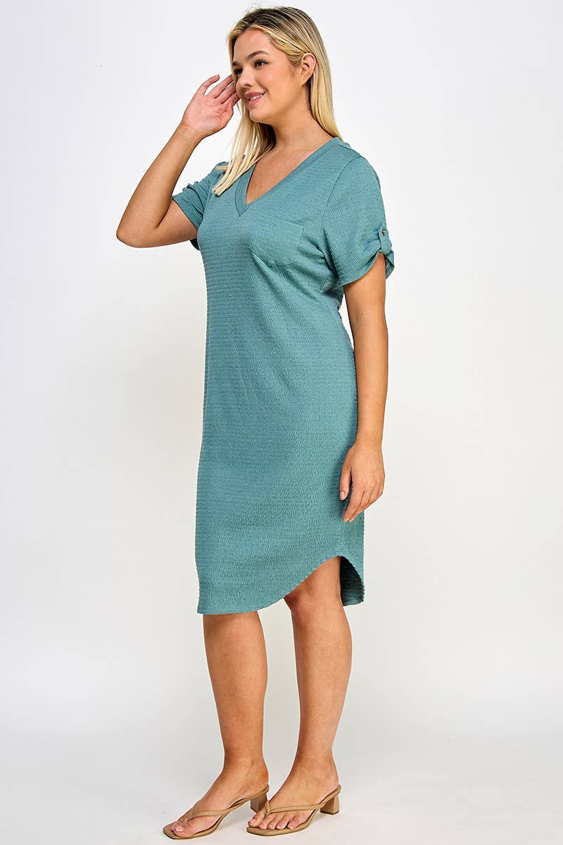 Haute Fox Plus Size & Contemporary – wholesale Klänning - Dam – Plus Size Smocked V-ringad skjortsvansklänning PL2463P-D7