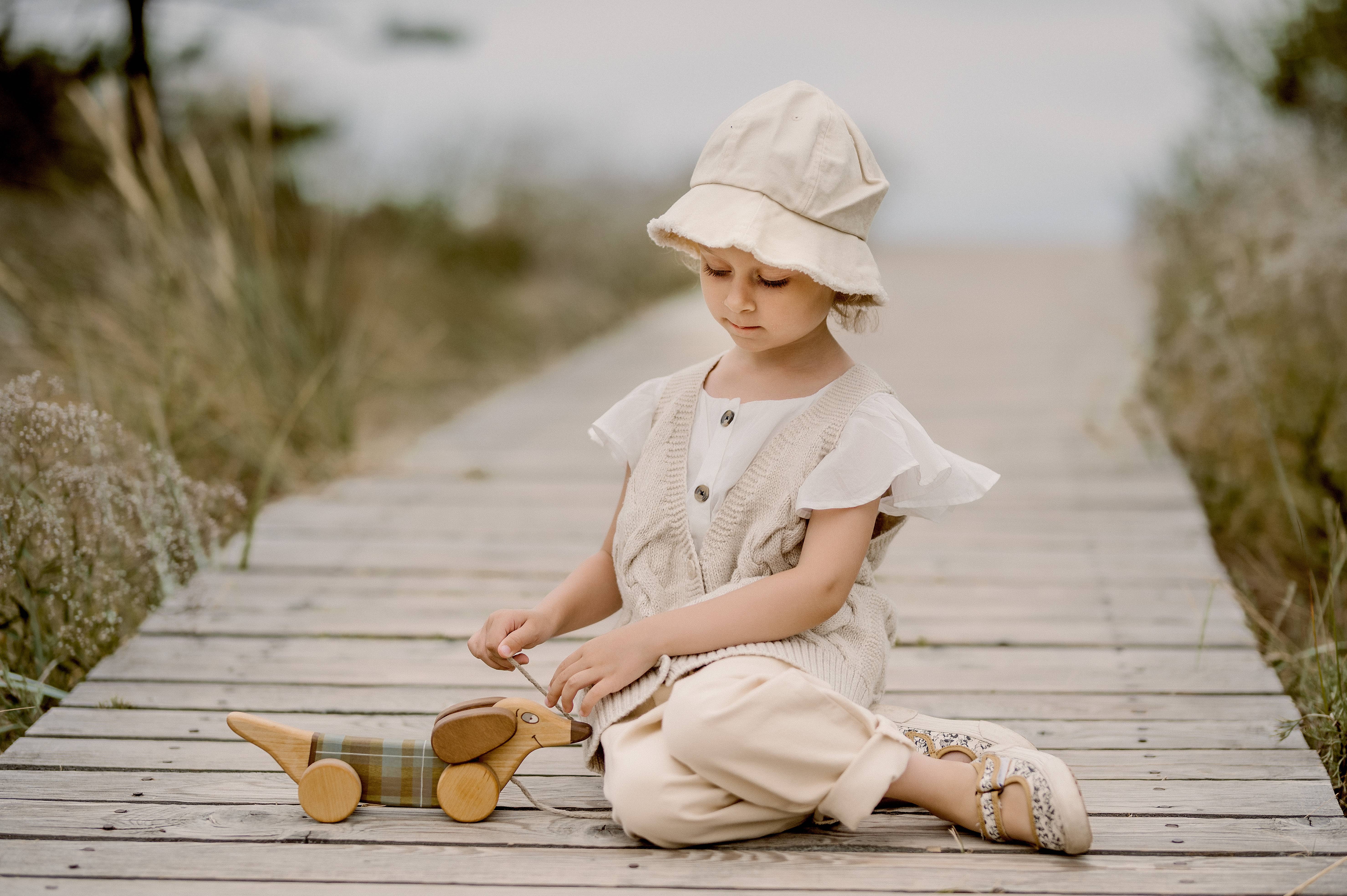 Friendly Toys - Wholesale Wood Toy - Kids - Handcrafted Birch Wood Green Sausage Dog Pull Toy 4