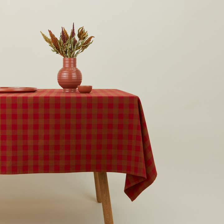 Hawkins New York - Wholesale Tablecloth - ESSENTIAL GINGHAM TABLECLOTH2
