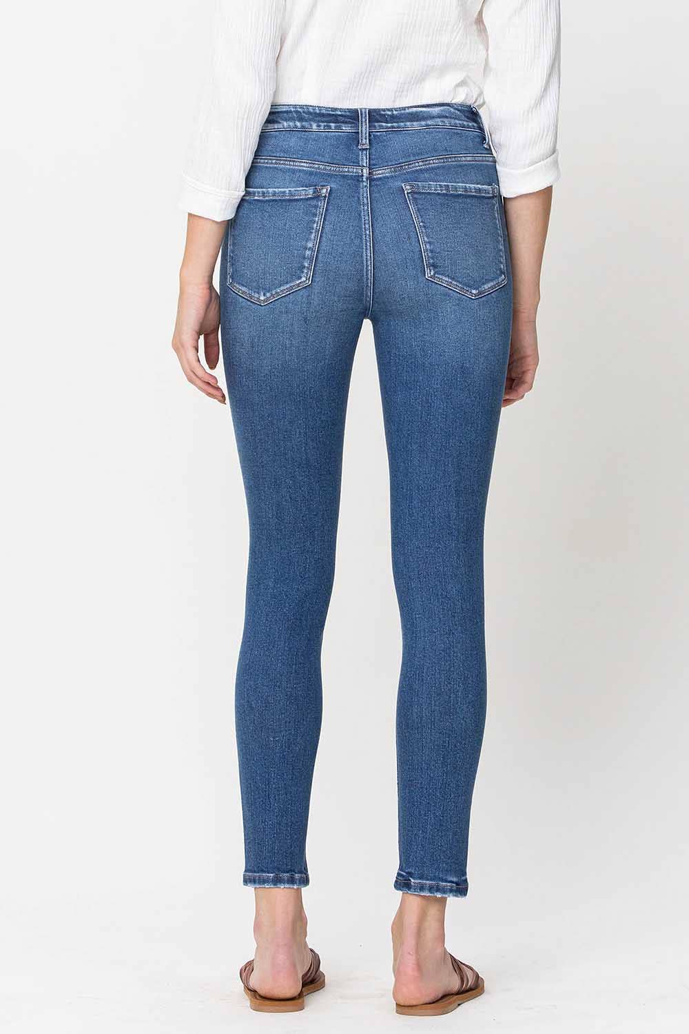 Blå MID RISE ANKELSKINNYJEANS F4119 för wholesale på Faire6