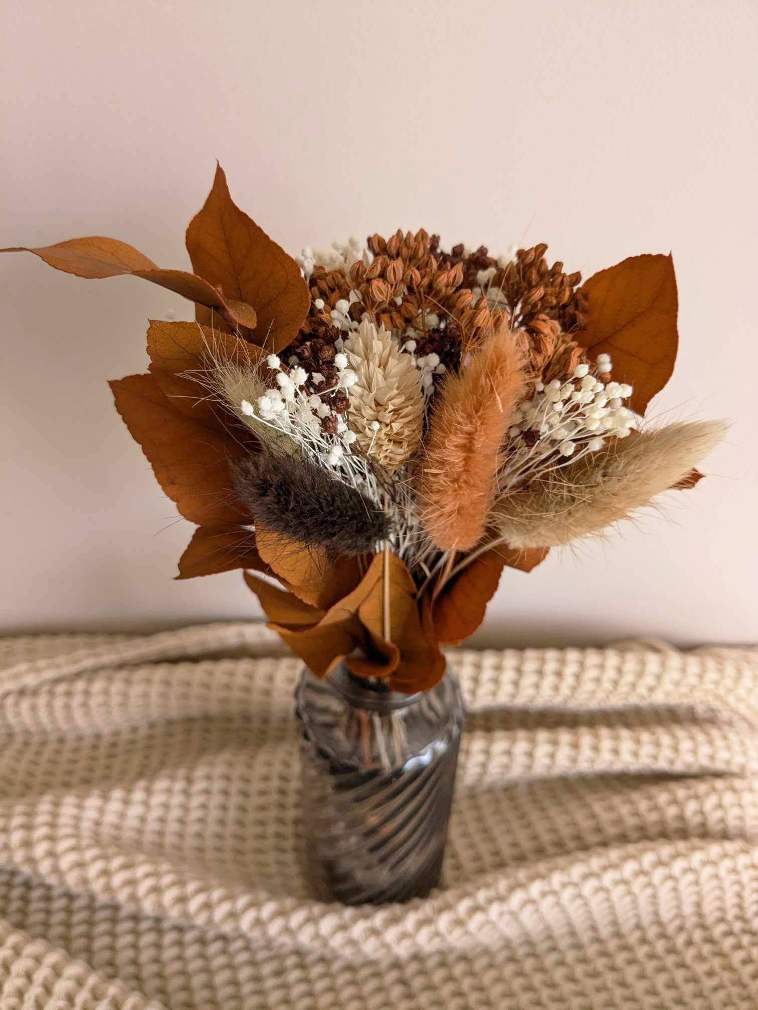 Maison Oline – Großhandel Getrocknete/gepresste Blumen – Moka – Kleiner Strauß natürlicher getrockneter Blumen2