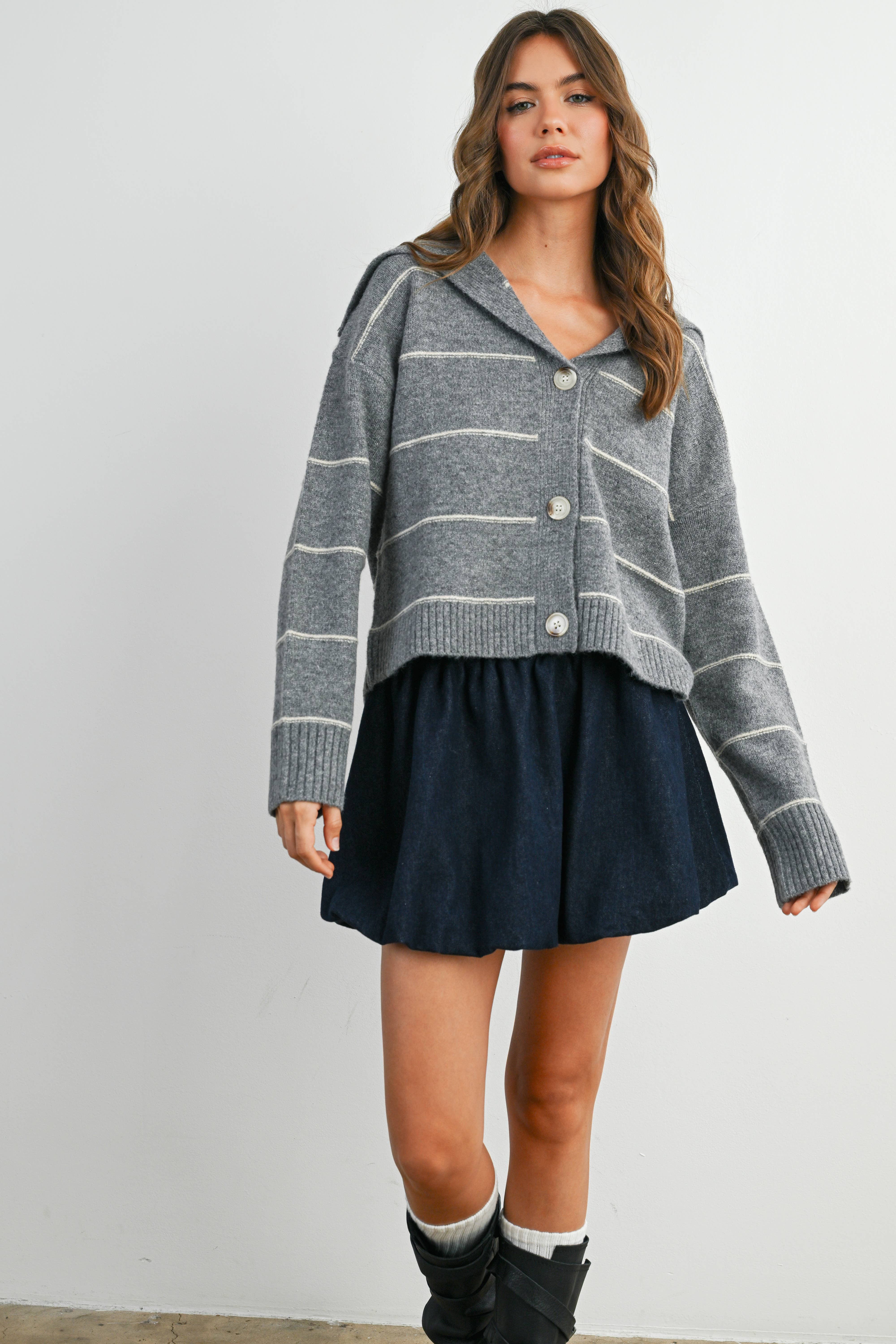 BUTTERMELON - Wholesale Knit Sweater - Women's - Button-Up Striped Collared Long Sleeve Top - BMC788316