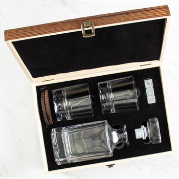 Wholesale Elegant Whiskey Decanter Set in Wooden Box - Wine-n-Gear
