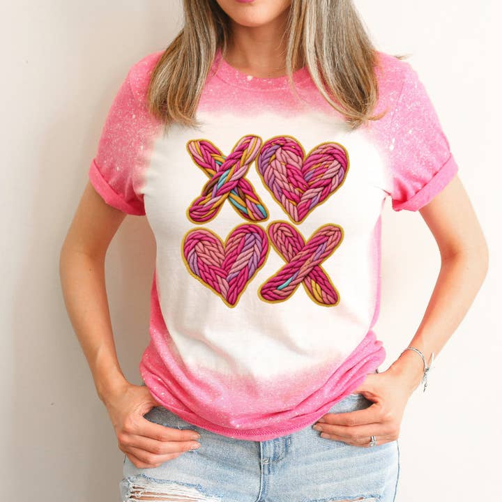 Xoxo Blegede Valentinsdag T-shirt for engroshandel hos Hello Gorgeous Apparel