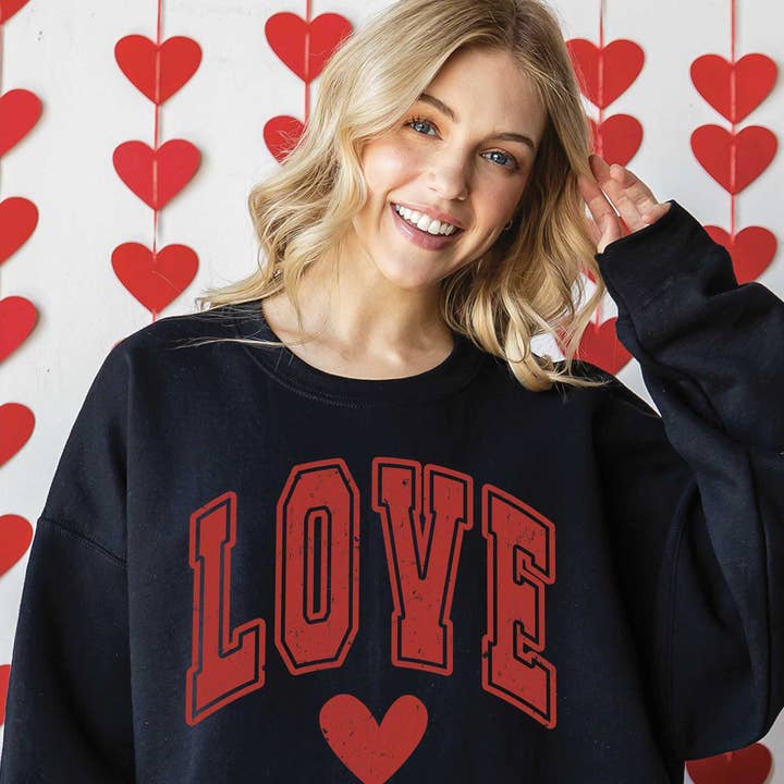 LOVE HEART Oversized Graphic Sweatshirt for wholesale by BLUME & CO.