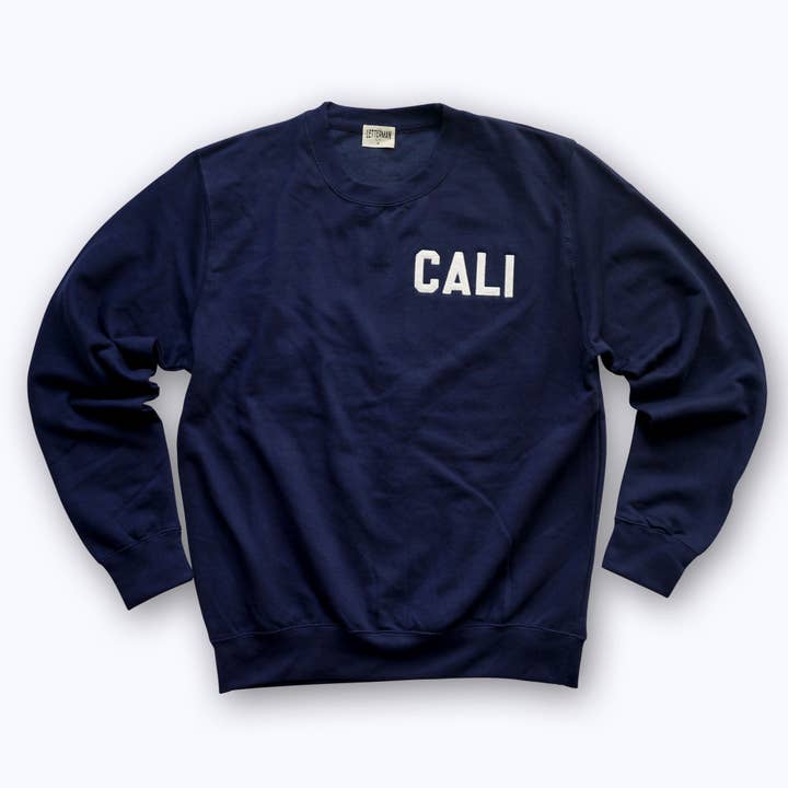 Navy/Bianco Felpa personalizzata con lettere in feltro in vendita all'ingrosso su Faire