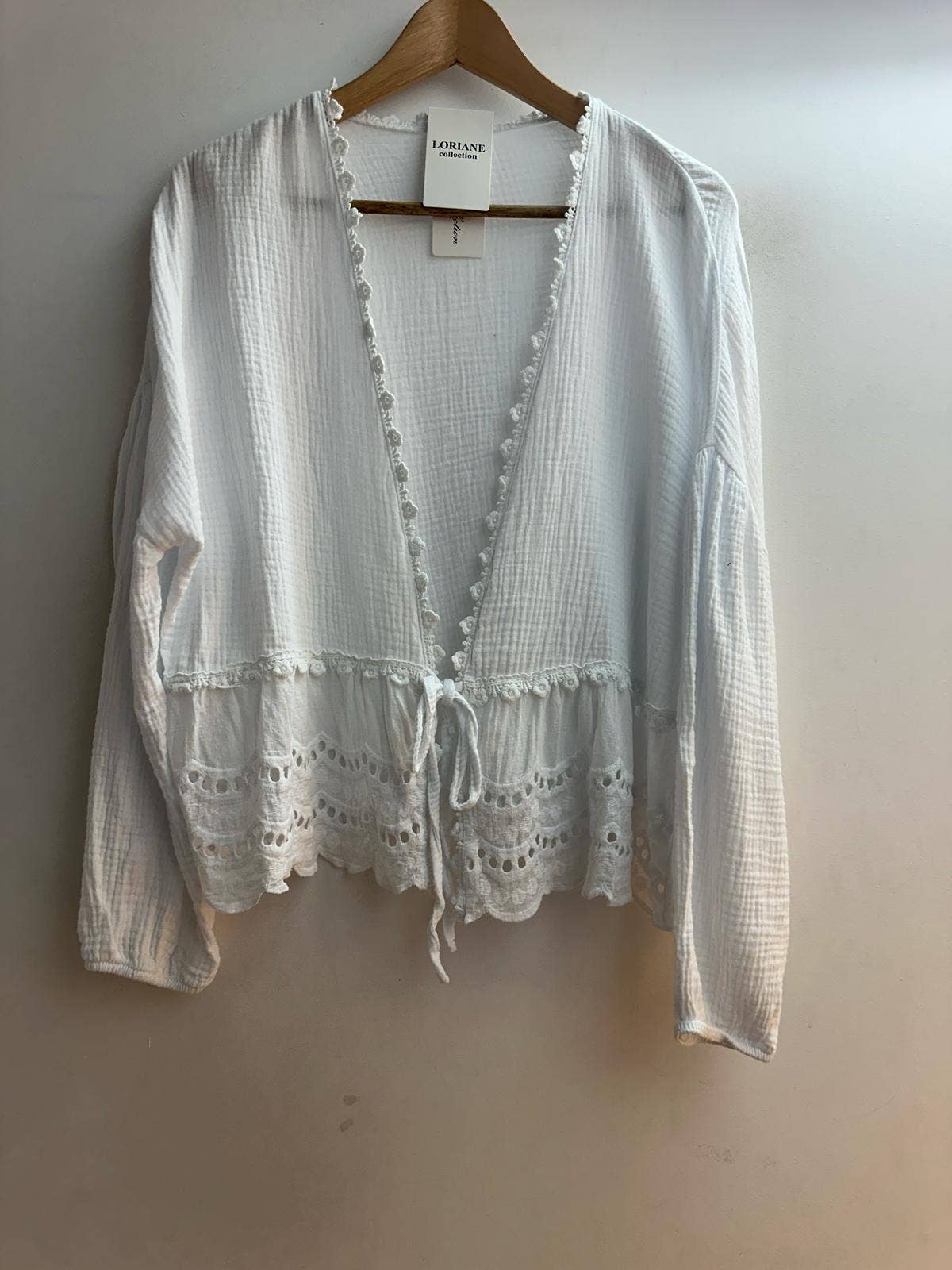 LORIANE - Wholesale Blouse - Women's - 22434 Plain blouse12