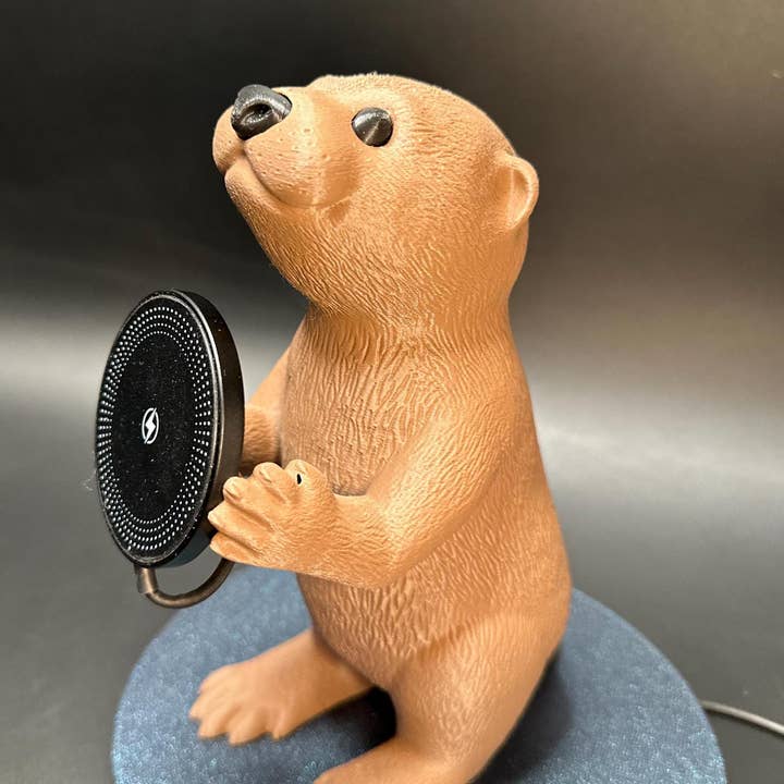 <3 Studio - Wholesale Charging Dock - Adorable Otter Phone Charger - Magnetic Wireless Charging Station Dock Holder5