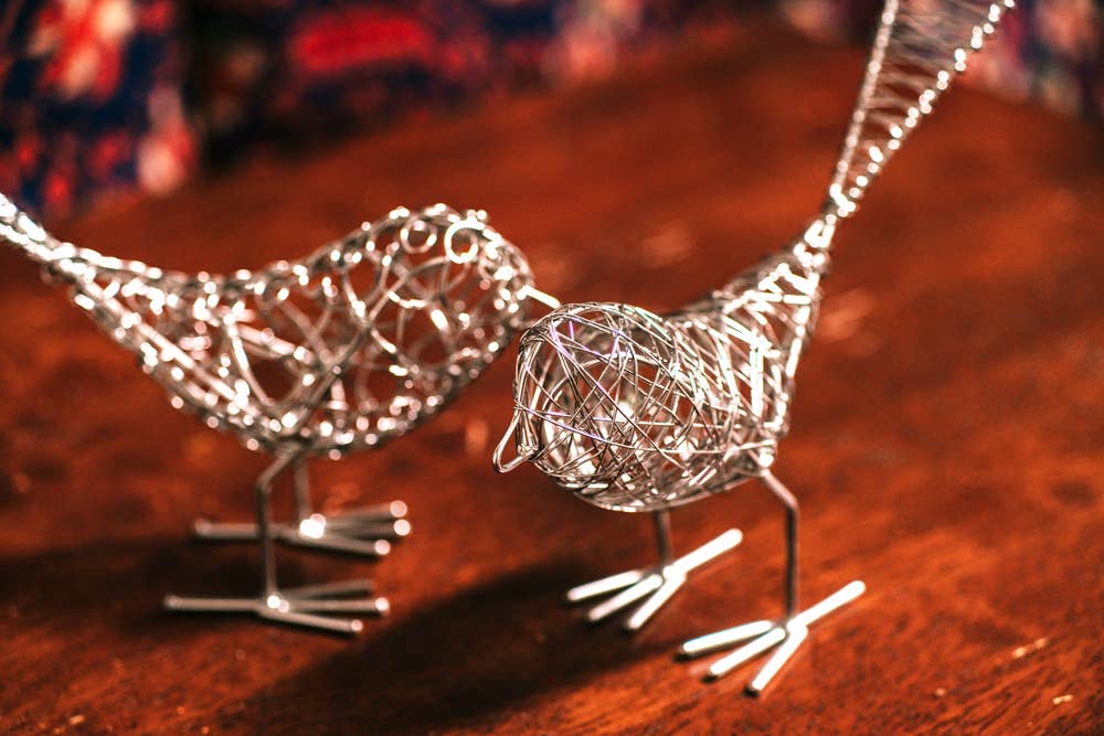 Mira Fair Trade - Wholesale Decorative Figurine - Silver Wrapped Wire Birds (Set of 2)3