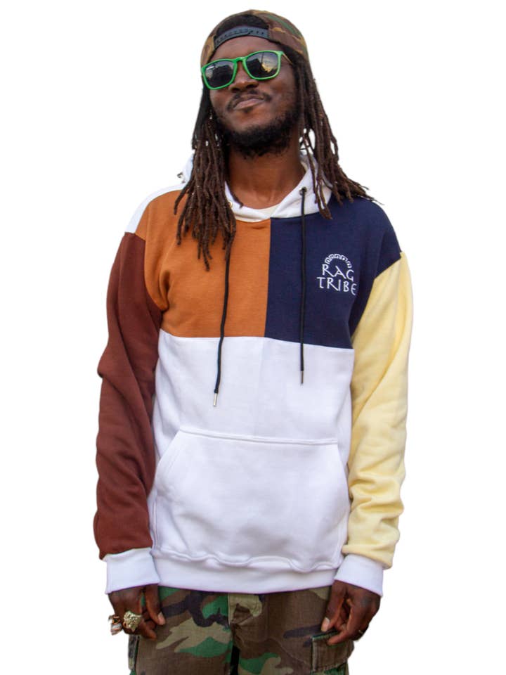 Le sweat à capuche Rama pour la vente par Ragtribe Ethical Clothing