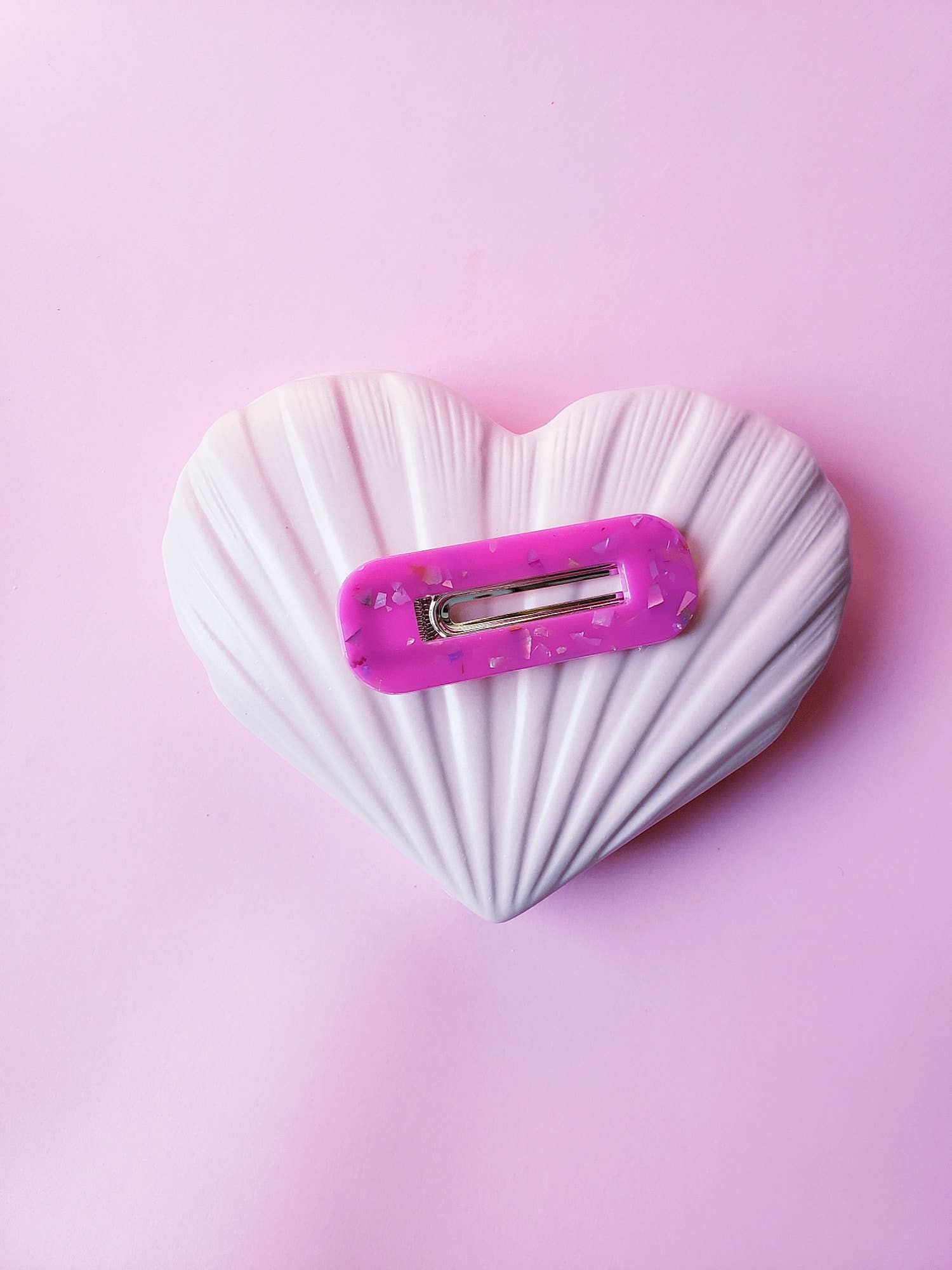 Night Moves Atelier - Wholesale Hair Clip - Women's - Resin Hair Clip in 'Lovegood'0