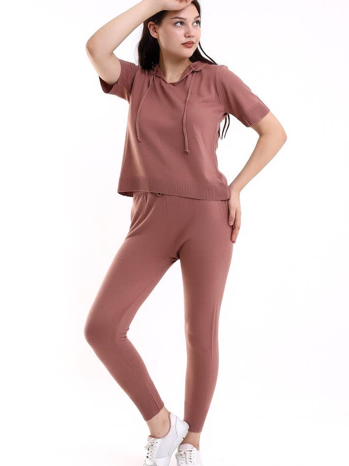 TRAJE DE PUNTO, PANTALONES, SUÉTER para venta al por mayor de Cloth Cube