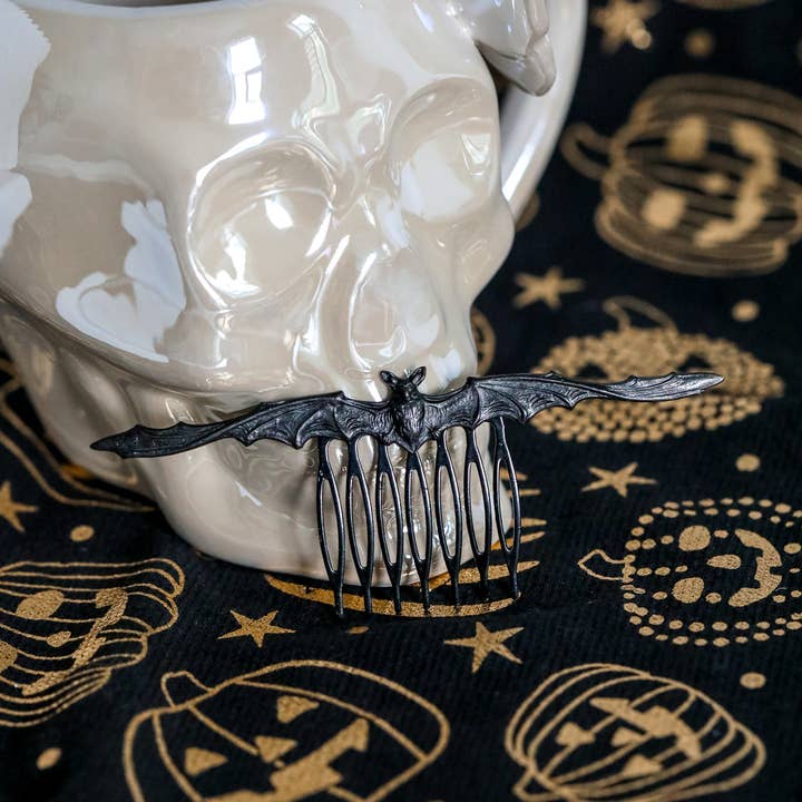 The Gilded Witch - Vendita all'ingrosso Forcine per capelli - Pettine per capelli con pipistrello elegante in nero, argento, oro e oro antico5