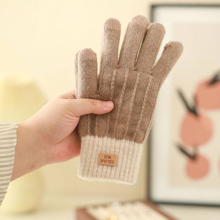 MKS America - Wholesale Gloves - Women's - Contrast Color Touchscreen Knit Gloves3