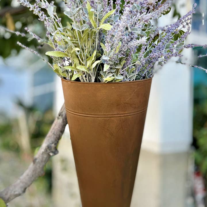 Home Kreation by KK dba Kraft Klub - Wholesale Bucket/Pail - Large Rusty Hanging Half Bucket