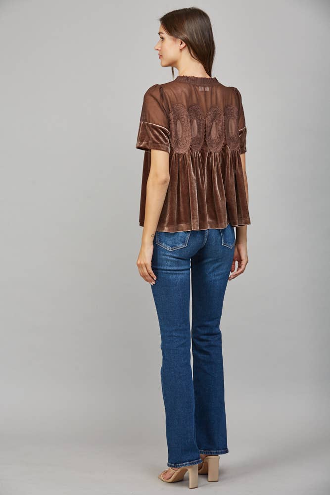 FATE – Blusa - Mulher por atacado – TOP DE VELUDO COM DETALHE DE RENDA FT2547423