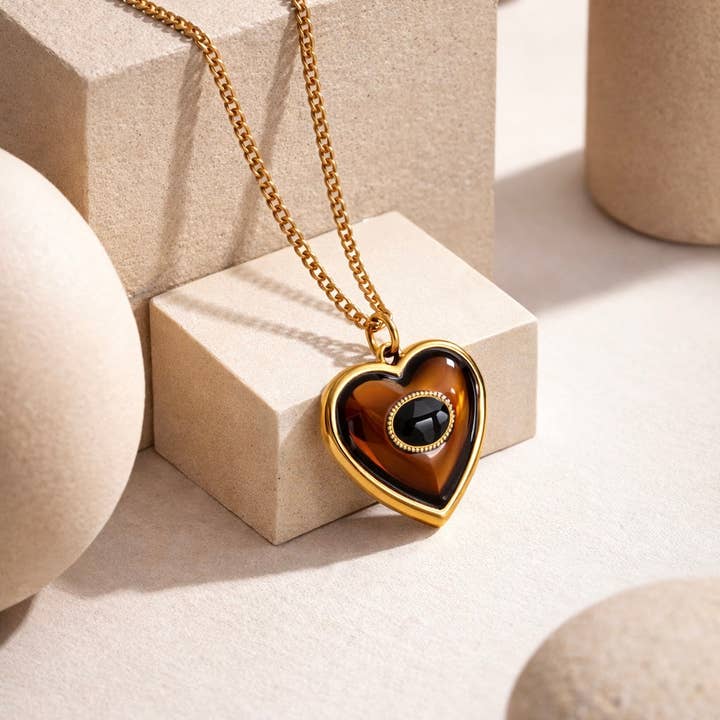 Amber Noir – Heart Necklace in Gold-Plated Steel for wholesale by DUESTELLE ITALIA